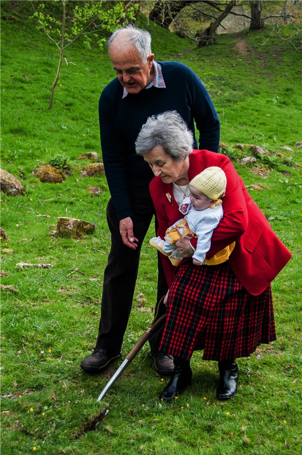 Oldest Eirlys and youngest Emily residents born in Abergwyngregyn cut the first turf at the Turbine House site 4 May 2015